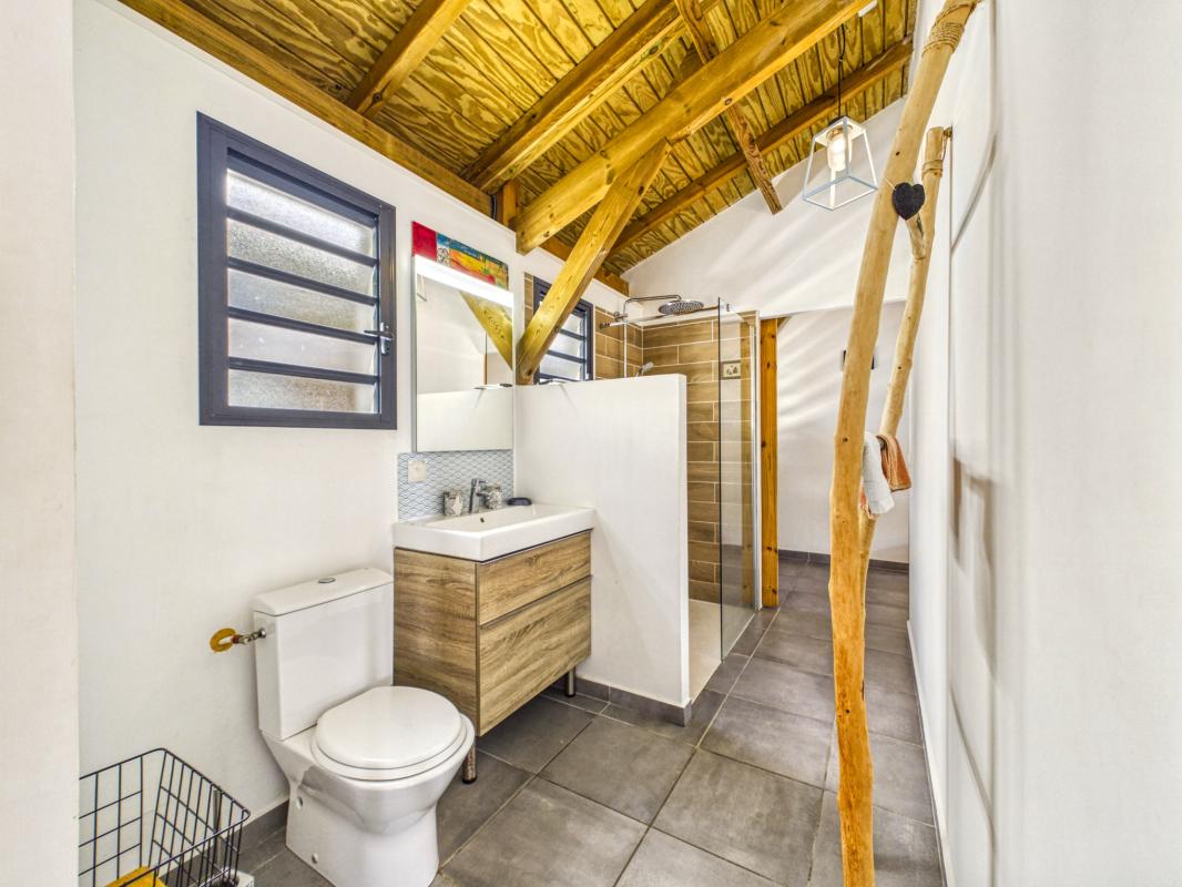 30.Location villa piscine vue mer 3 chambres Deshaies Guadeloupe